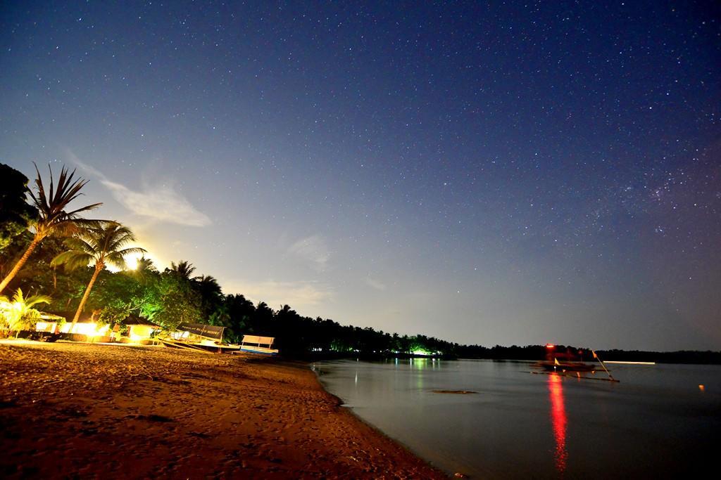 Nabulao Beach Resort Hinoba-an Exterior photo